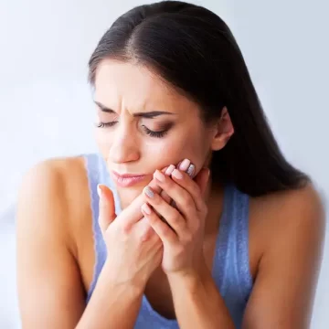 Symptoms of Tooth Infections Spreading into Your Body
