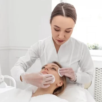 Maxillofacial Surgery: Benefits & How it Can Improve Your Facial Appearance